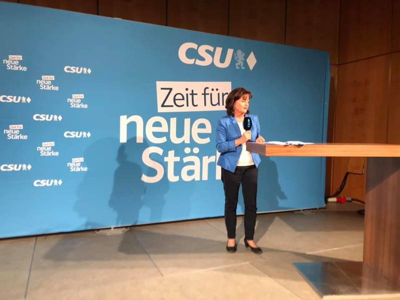 Mit der CSU-Kandidatin f�r das EU-Parlament Marlene Mortler