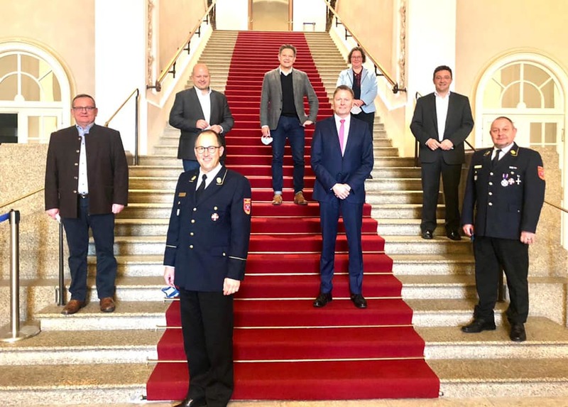 Themen: Aktuelle Herausforderungen und Anliegen der Feuerwehren und wie wir aus der Politik unterst�tzen k�nnen. Mein Ziel: Unsere Feuerwehren weiter st�rken. Sie dienen unserer aller Sicherheit und verdienen unsere Unterst�tzung. 