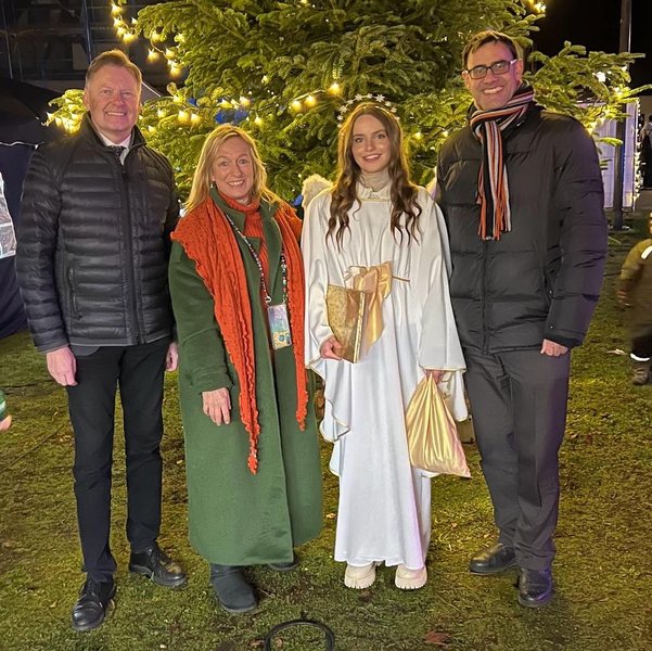 Ich wünsche euch allen eine schöne Adventszeit! 