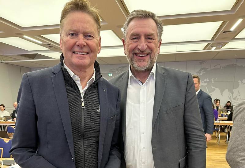 Dabei: Klarer R�ckenwind f�r und Schulterschluss mit der bayerischen Landwirtschaft. Dank an unseren BBV-Pr�sidenten G�nther Fel�ner f�r seine Teilnahme.   