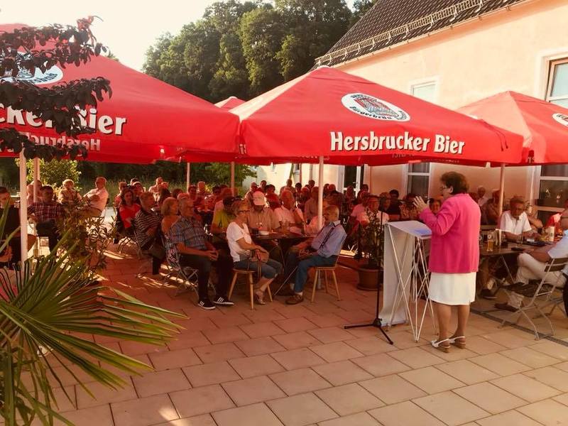 Das Interesse war sichtlich gro�. 
