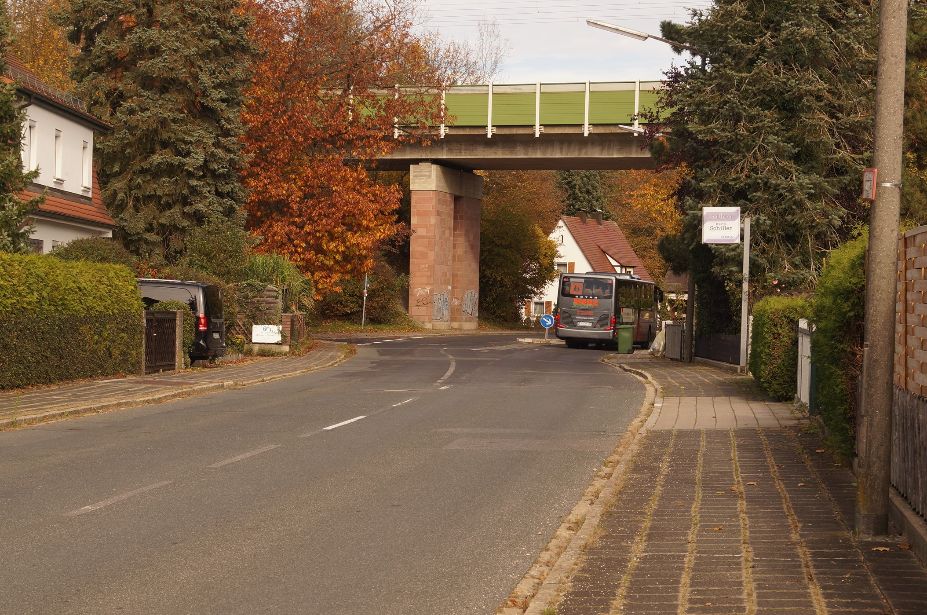 Die Ortsdurchfahrt Ochenbruck im Zuge der Staatsstrae 2401 soll 2020 komplett saniert werden. Foto: M. Keilholz       