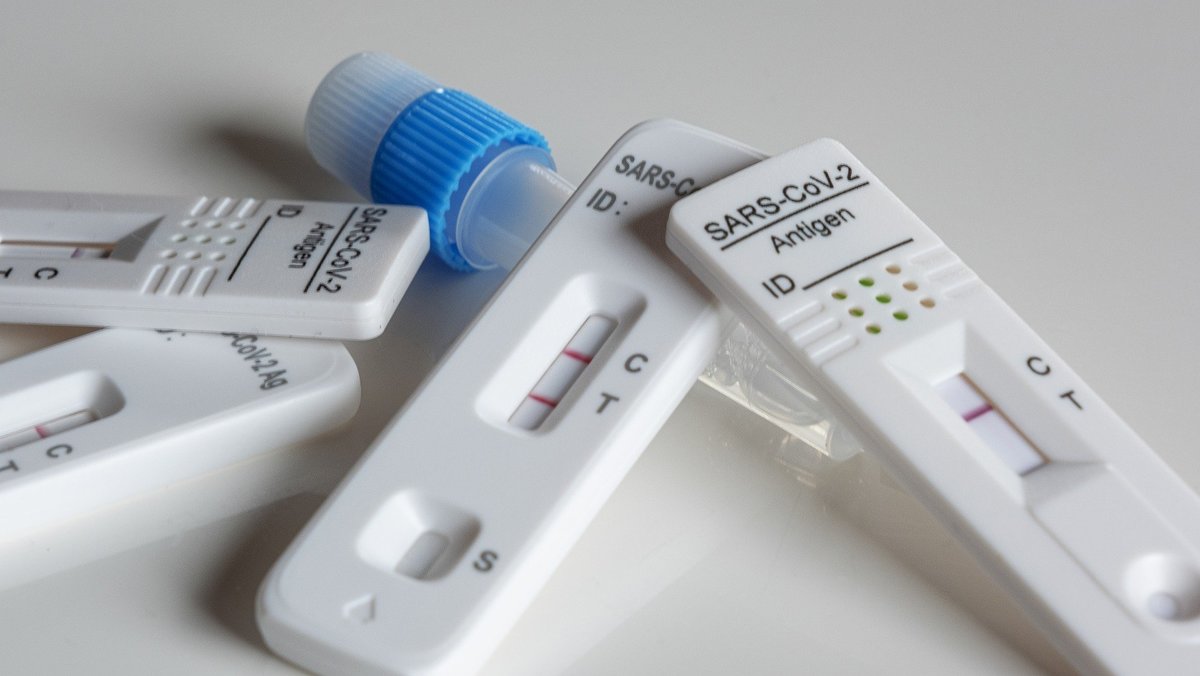 PCR-Tests für die Schulen im Nürnberger Land werden weiterhin im Landkreis ausgewertet. Foto: Pixabay