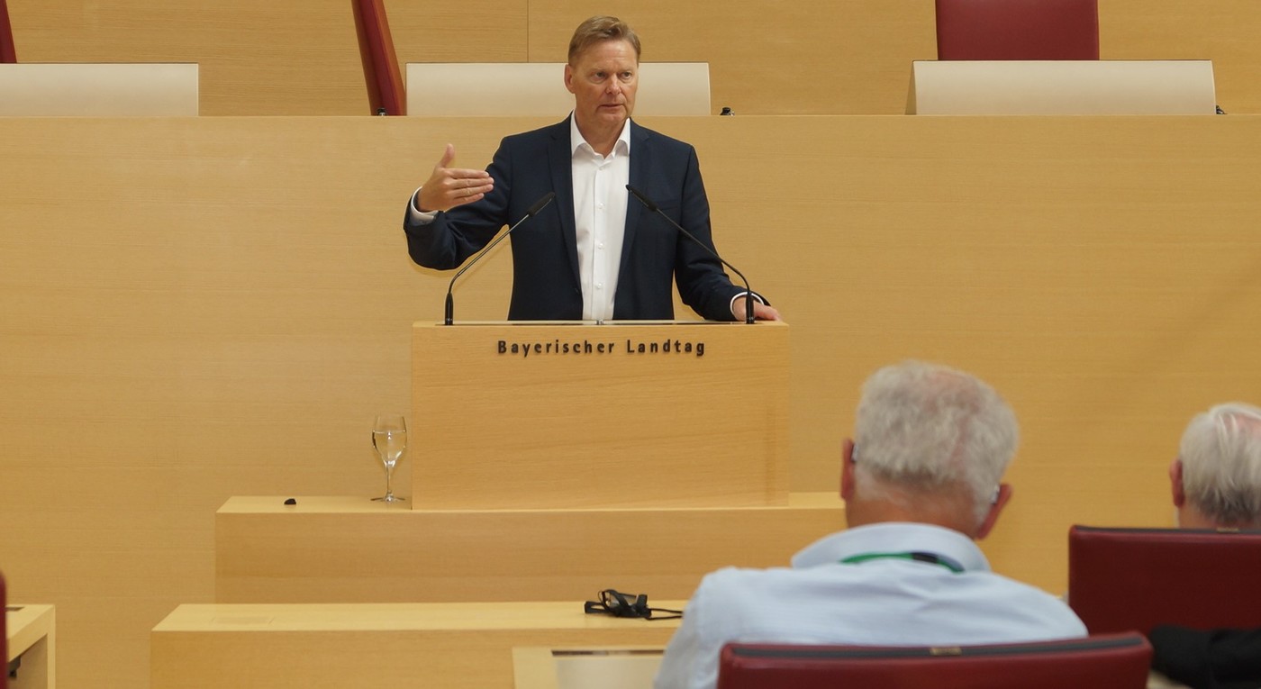 MdL Norbert Dnkel ist gegen das geplante Brgergeld der Bundesregierung und appelliert fr eine strkere Entlastung von Arbeitnehmern. Foto: Bro Dnkel