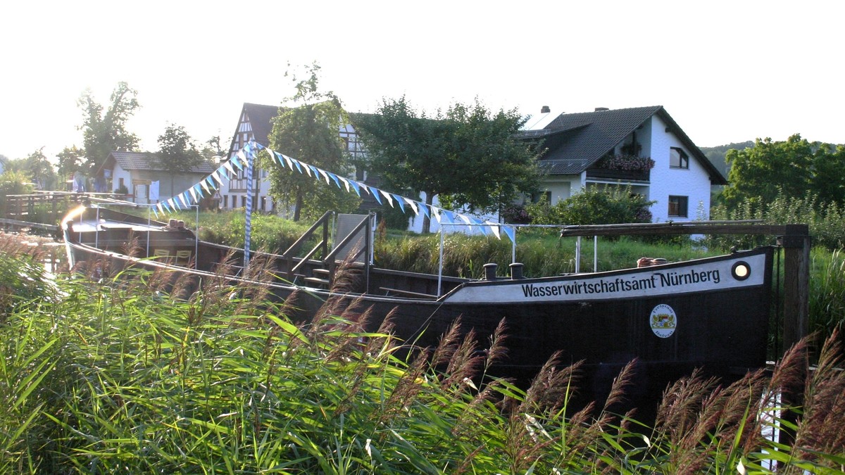 Das Treidel-Schiff Elfriede in Schwarzenbach bei Burgthann gehrt zuknftig zum immateriellen Kulturerbe. Foto: Bro Dnkel  